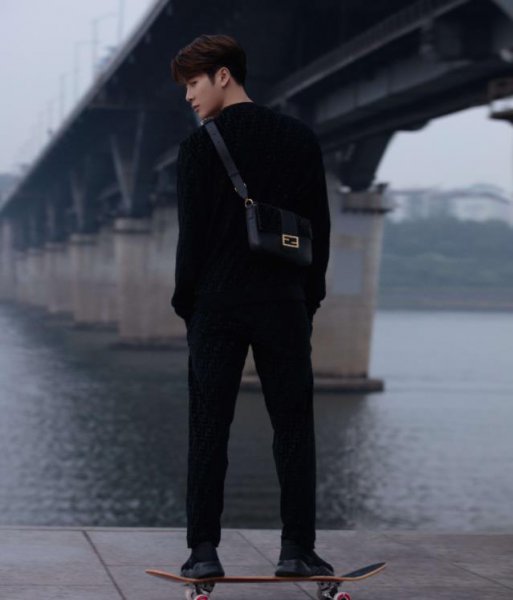 王嘉尔个人资料简介