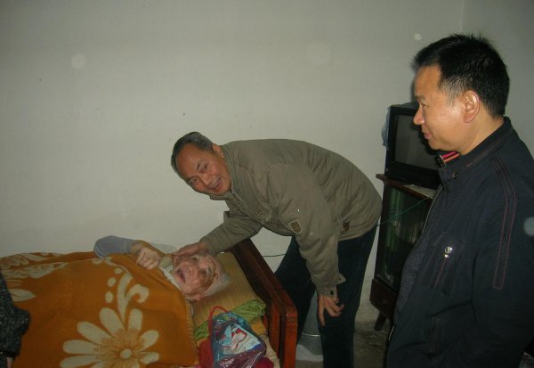 老人快不行的时候应该怎么办