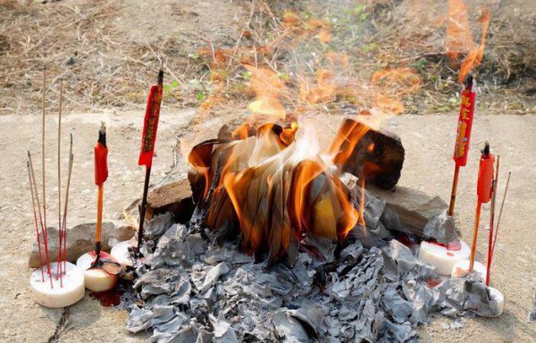 老人快不行的时候应该怎么办