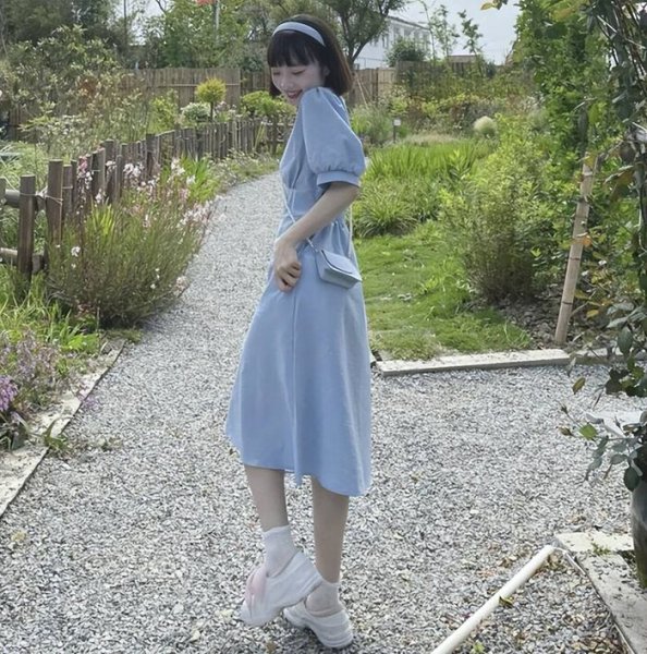 蓝色显白吗怎么搭配