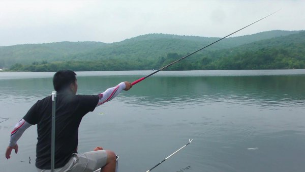 用玉米钓翘嘴怎样让翘嘴连口