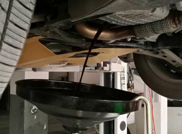 小车保养一次大概要多少费用