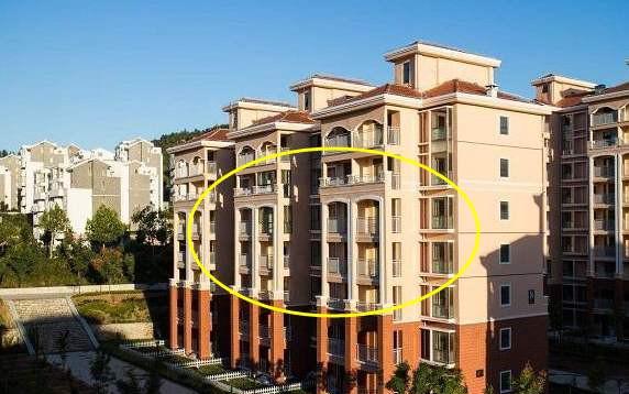 东边户好还是西边户好