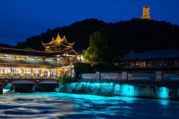 都江堰修建年代是什么时候