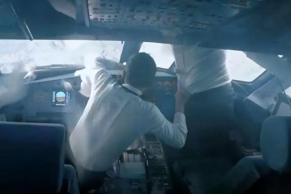 刘传健英雄机长事件简介