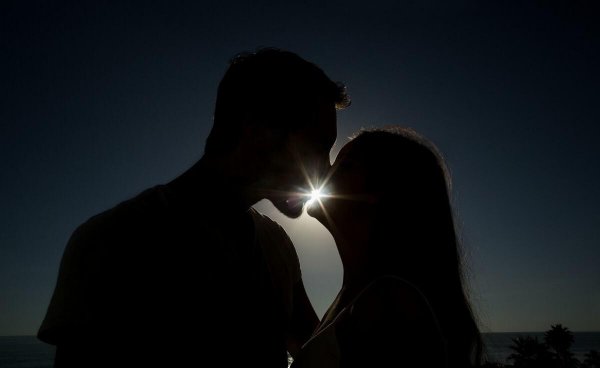 睡一起却不碰你的男人心理