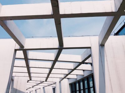 阳光房顶用什么材料隔热效果好 耐力板有哪些优点