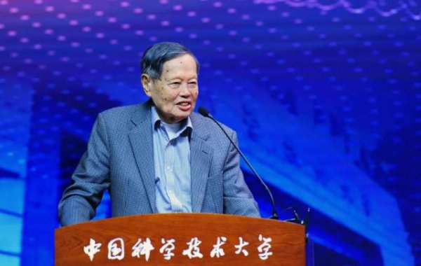 杨振宁国籍是哪里