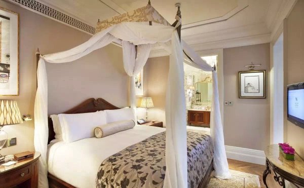 为什么酒店的被子又轻又暖和