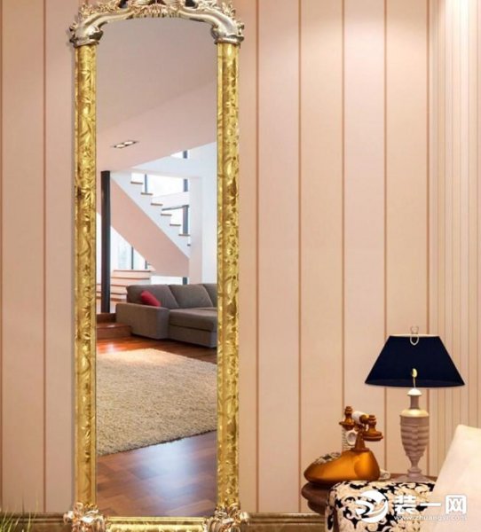 穿衣镜子放在家里什么位置最好