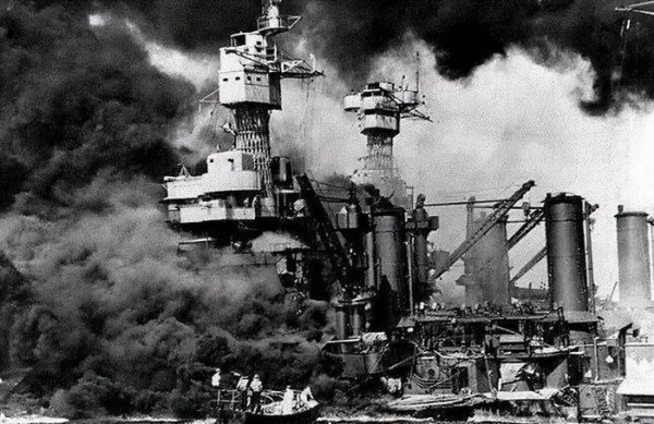 日本偷袭珍珠港是哪一年