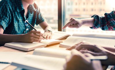 事业单位和公务员的区别 举例说明两种岗位的不同