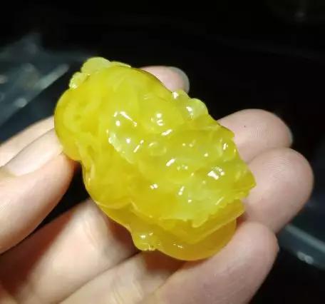 琥珀的形成过程是什么