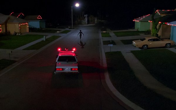 剪刀手爱德华结局深层寓意