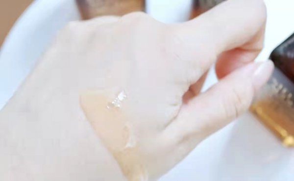 初期抗衰老护肤品推荐