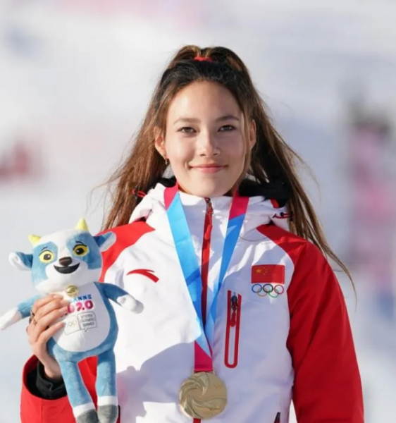 谷爱凌个人资料图片简介