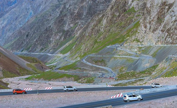 几月份去新疆旅游最好