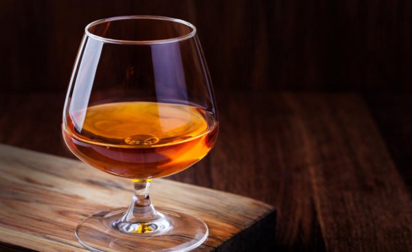 威士忌和白兰地有什么区别