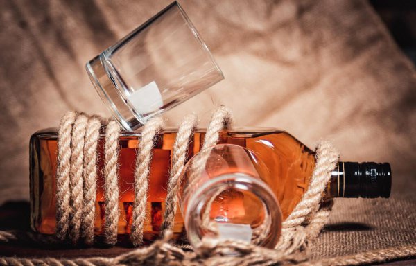 威士忌和白兰地有什么区别