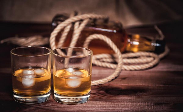 威士忌和白兰地有什么区别