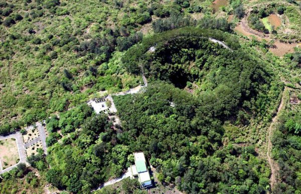 中国的火山分布在哪里