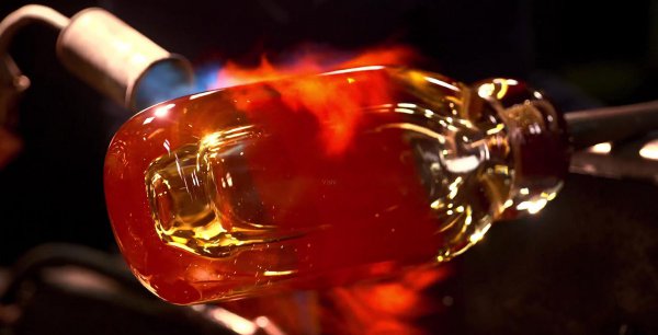 玻璃的主要成分是什么