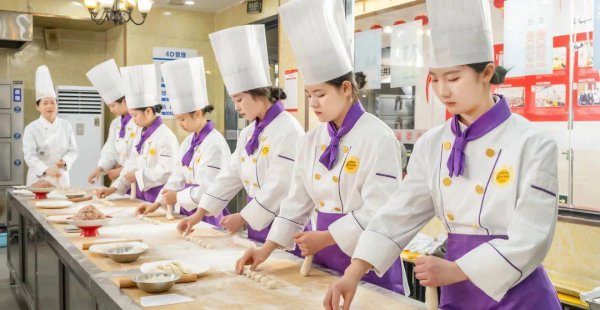 初中毕业能上哪些技校