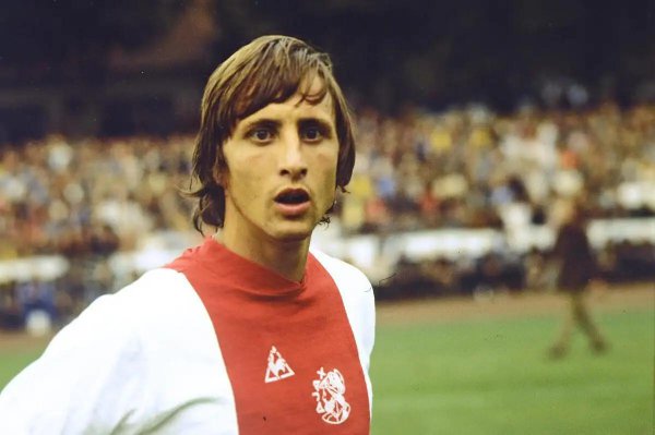 足坛一代宗师约翰·克鲁伊夫