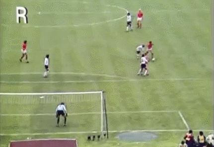 足坛一代宗师约翰·克鲁伊夫