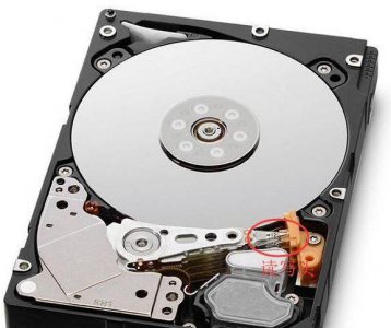 硬盘和固态硬盘的区别 机械硬盘和固态硬盘哪个好