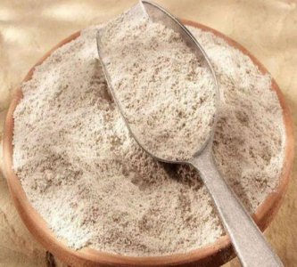 黑全麦粉和全麦粉的区别是什么 普通面粉黑全麦粉的区别