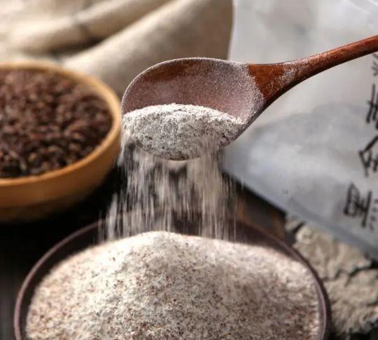 黑全麦粉和全麦粉的区别是什么