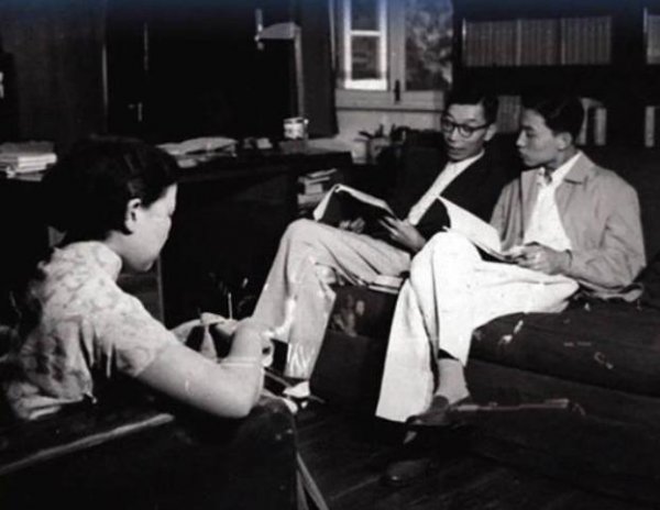 爱国的钢琴诗人是谁