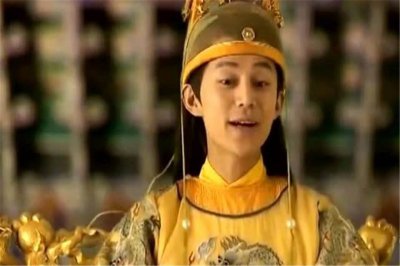 朱厚照是个怎样的皇帝 明朝朱厚照是昏君还是明君