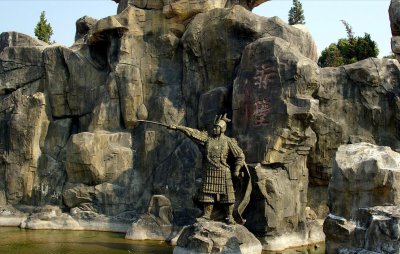 周瑜打黄盖的故事简述 三国里周瑜打黄盖真的发生了吗