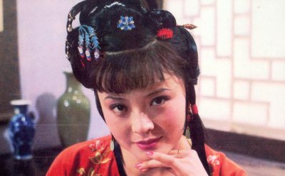 红楼梦中尤三姐是清白的吗 书中说尤三姐不清白的证据