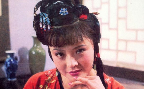 红楼梦中尤三姐是清白的吗