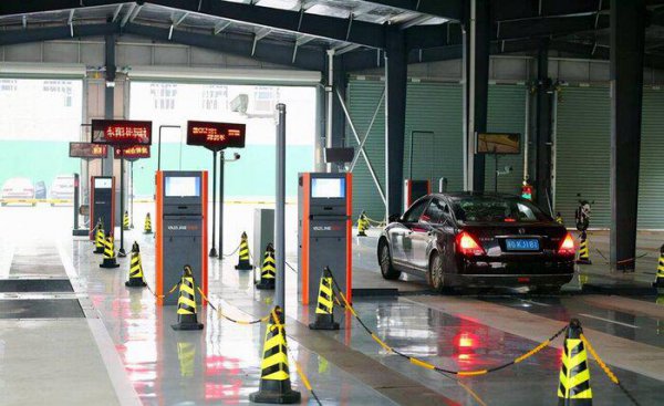 车辆年检需要带什么材料