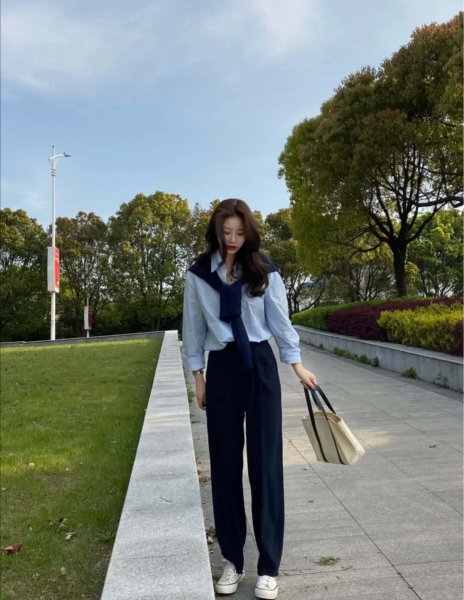 蓝色配什么颜色比较好看