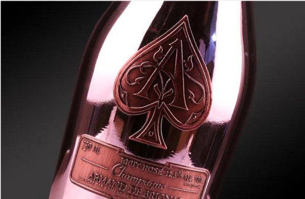 黑桃a在酒吧多少钱一瓶