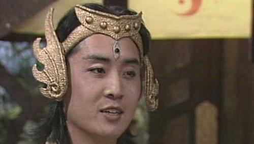 鸿钧老祖的师傅是哪位