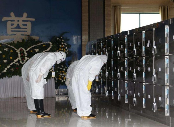 火化为什么要割内脏