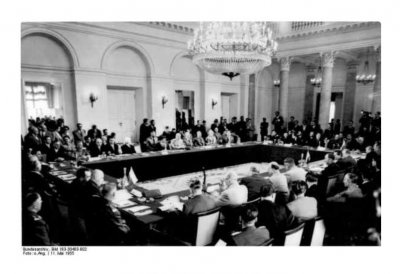 华约有哪些国家 北约和华约分别由哪些国家组成的