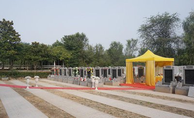 下葬时间如何择日 关于民间传统怎样安排安葬日子