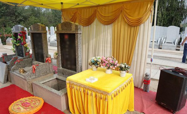 下葬时间如何择日