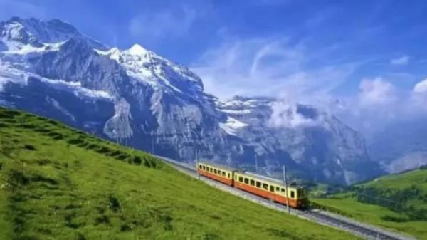 阿尔卑斯山在哪个国家境内