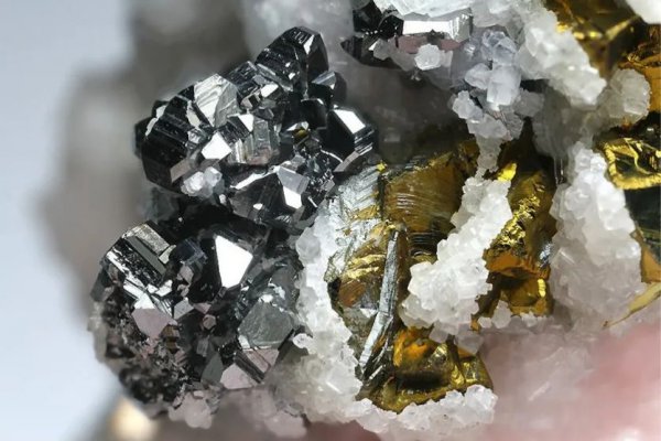 pb是什么化学元素