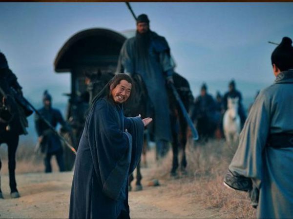 三国的卧龙凤雏指的是谁