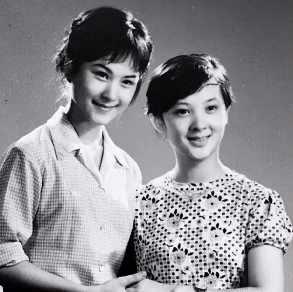 红楼梦里谁最漂亮