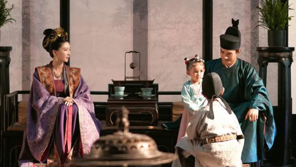 宋仁宗有几个儿子传位给谁了